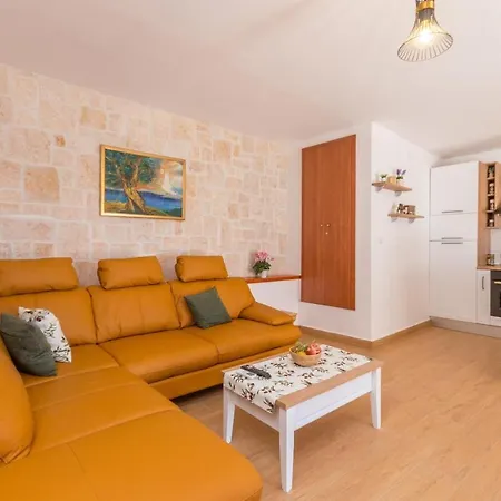 Grandfather's Courtyard With Pool In Countryside * Stankovci (Zadar)